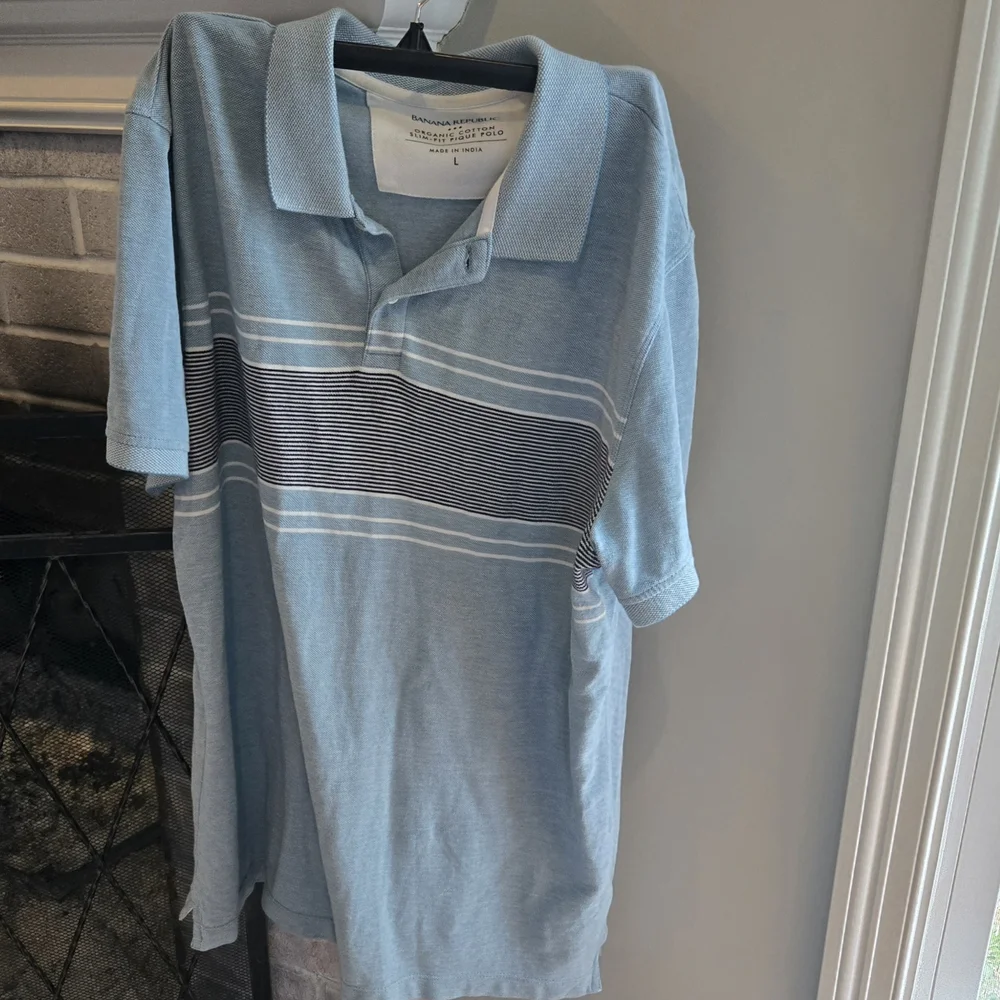 Banana Republic Men's Blue Striped Polo Shirt L